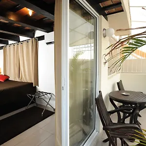 casa-naemie.santodomingobesthotels.com/