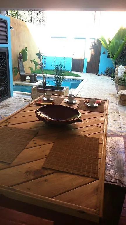 La Choza Guesthouse Santo Domingo